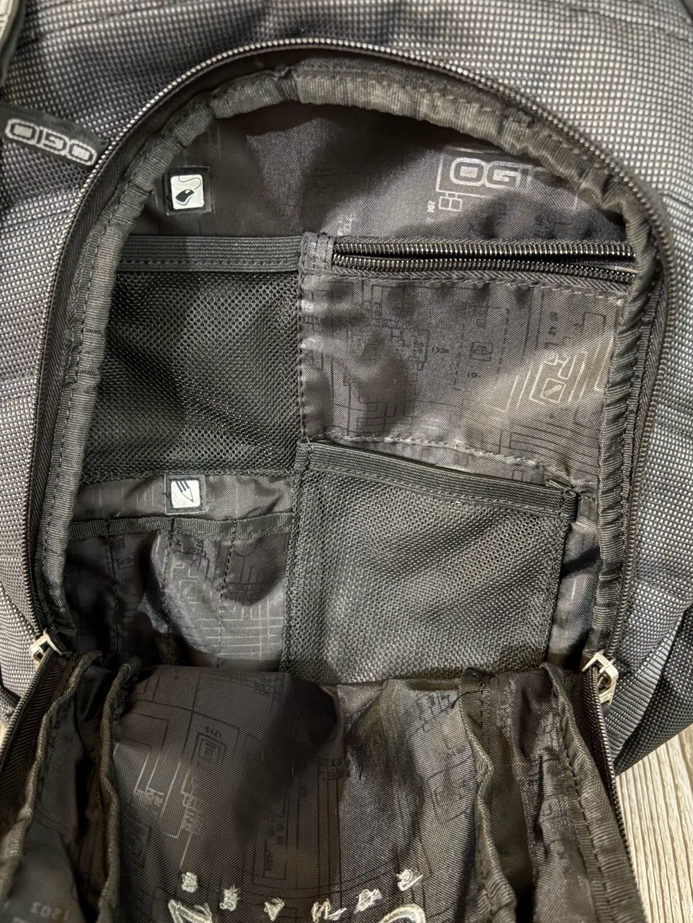 OGIO Black Multi-Pocket Backpack - Picture 3 of 8